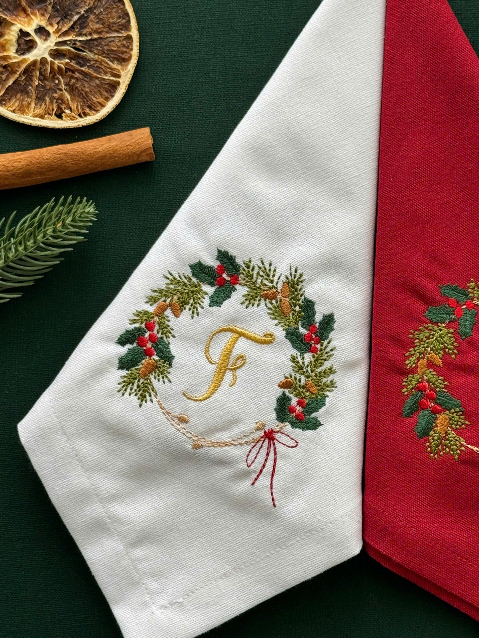 Christmas Wreath Embroidered Napkin - Set of 4 - Customizable