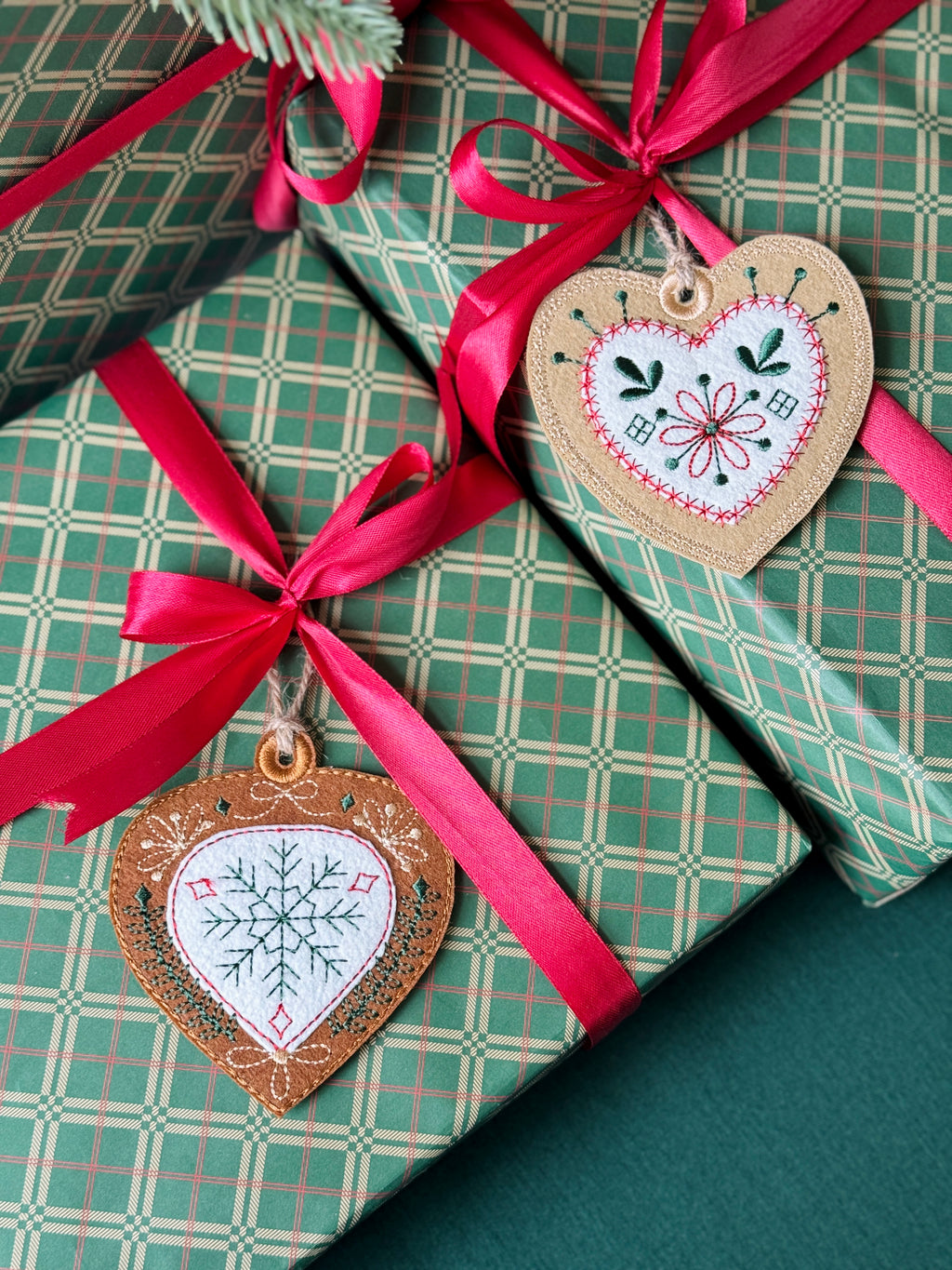 Christmas Ornament/Gift Tag - Set of 4