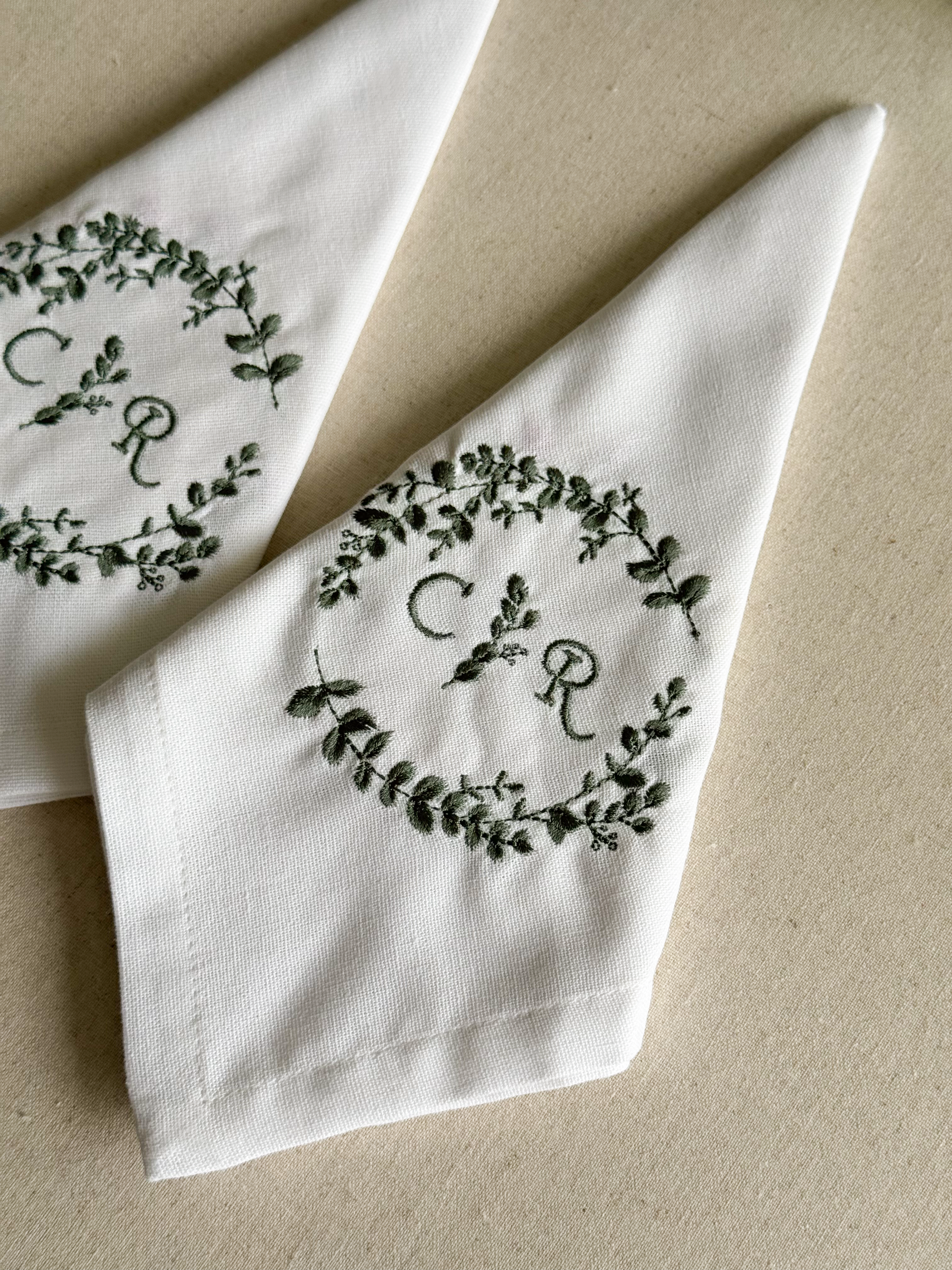 Wreath Embroidered Napkin - Set of 4 - Customizable
