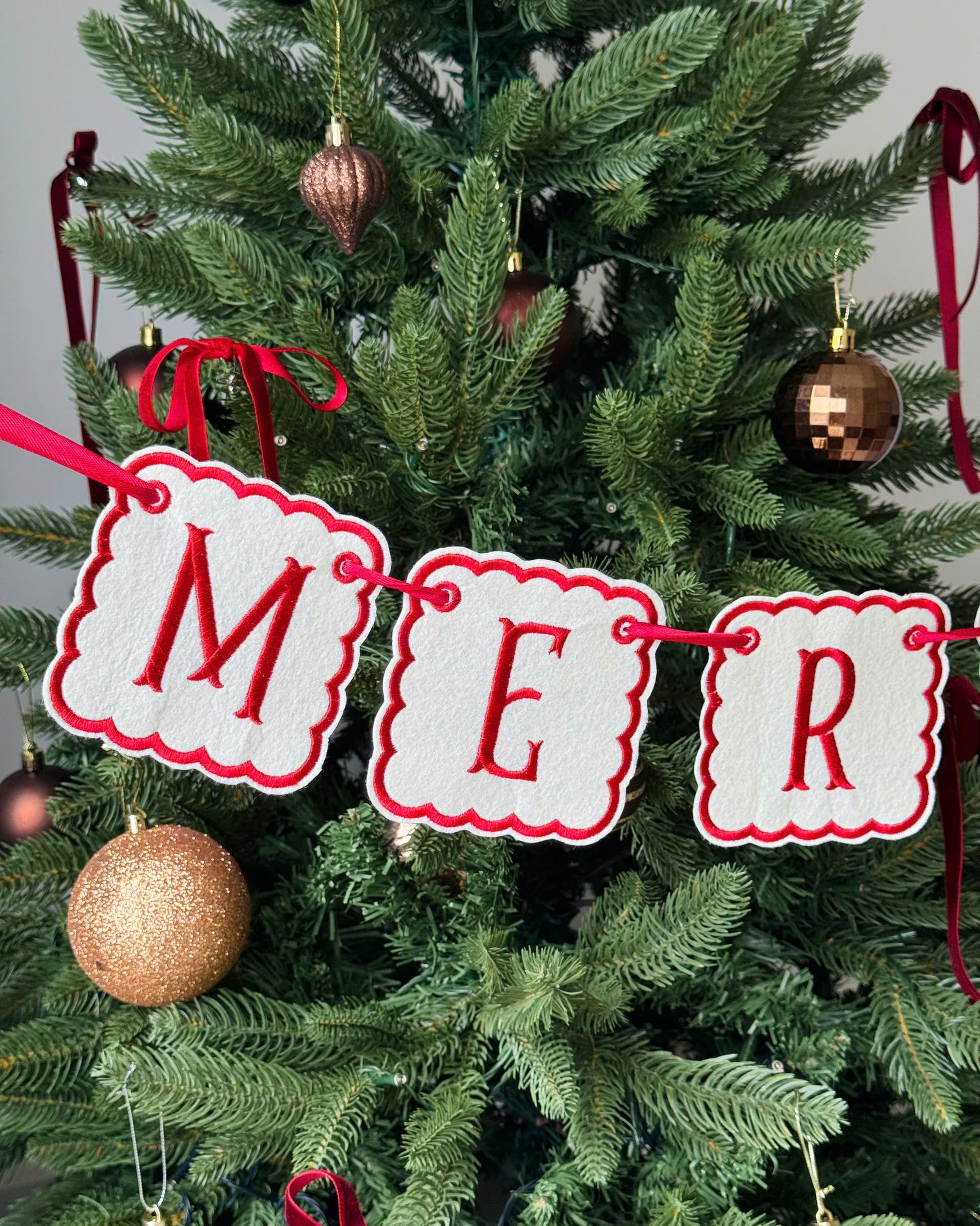 Embroidered Garland - Customizable
