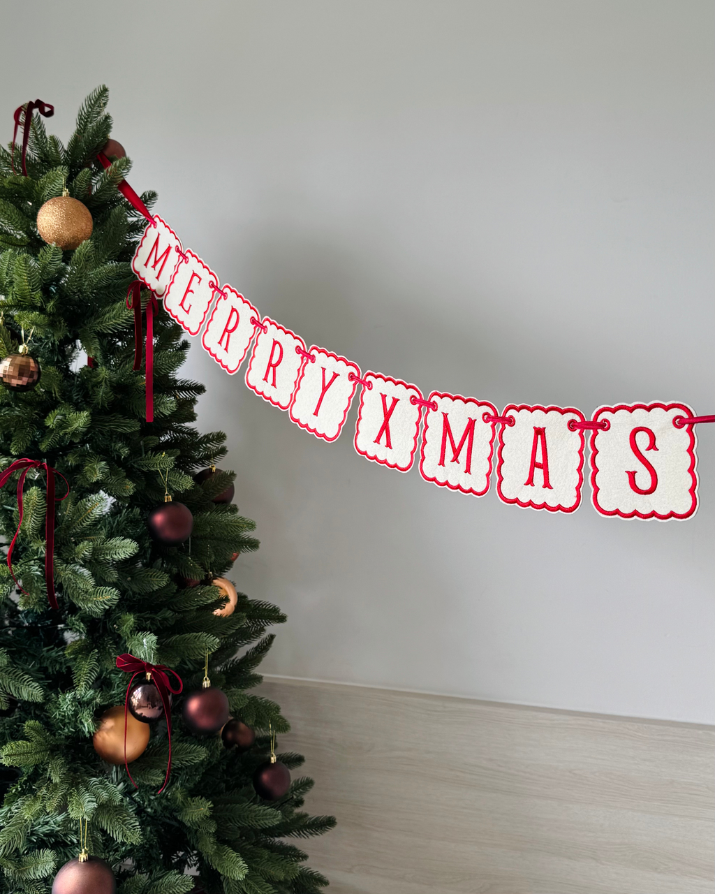 Embroidered Garland - Customizable