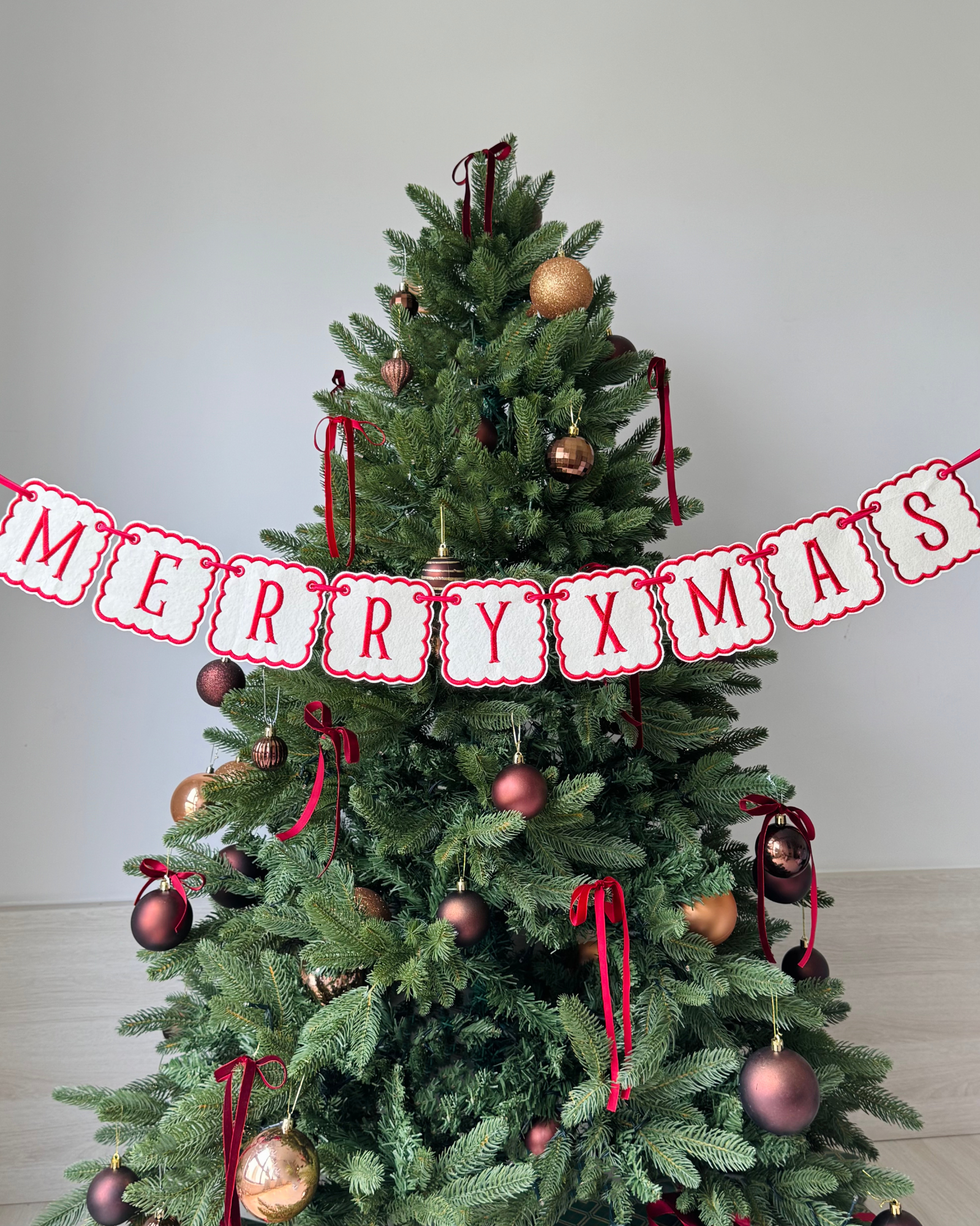 Embroidered Garland - Customizable