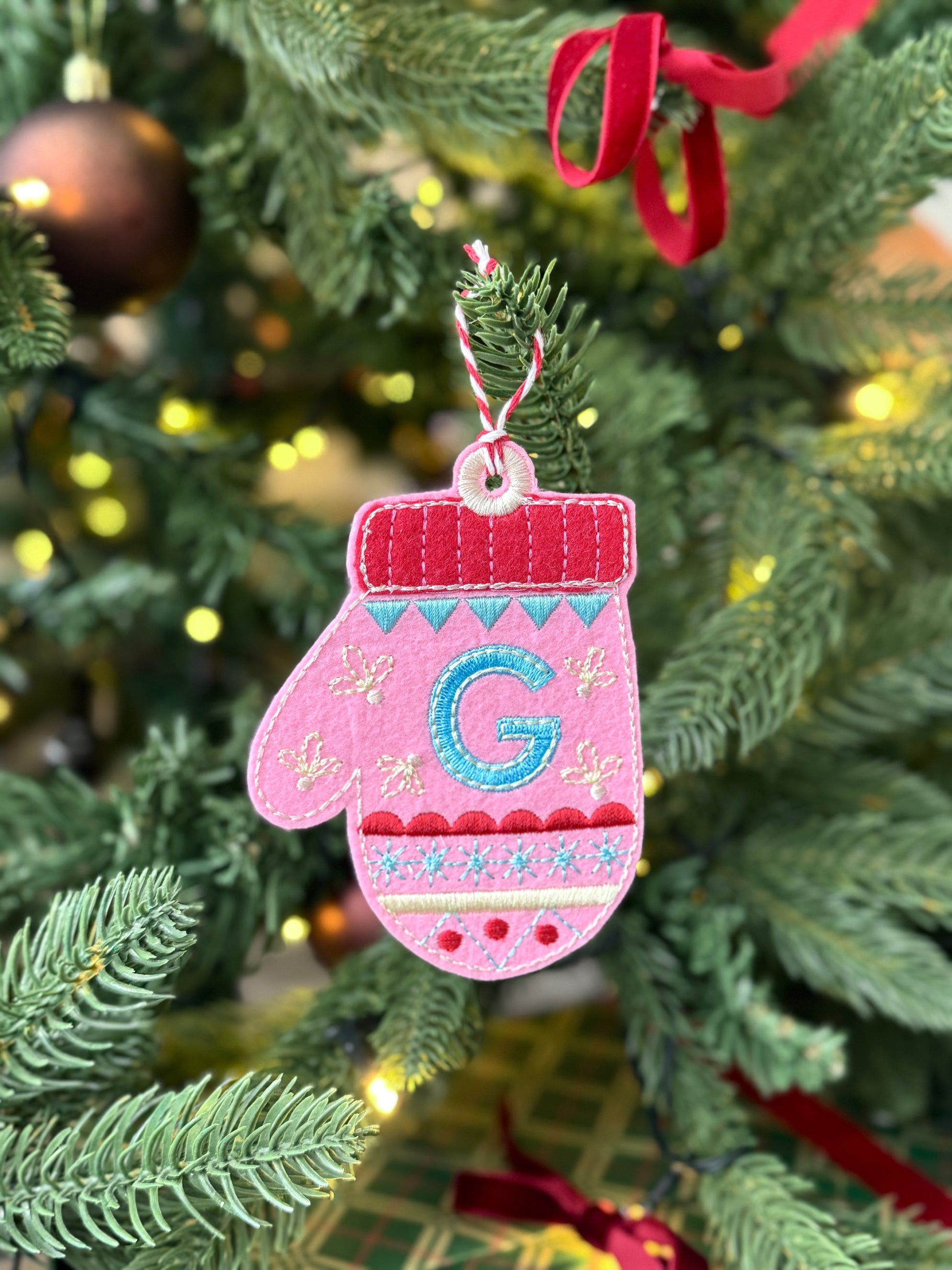 Christmas Embroidered Gift Tag/Ornament - Customizable