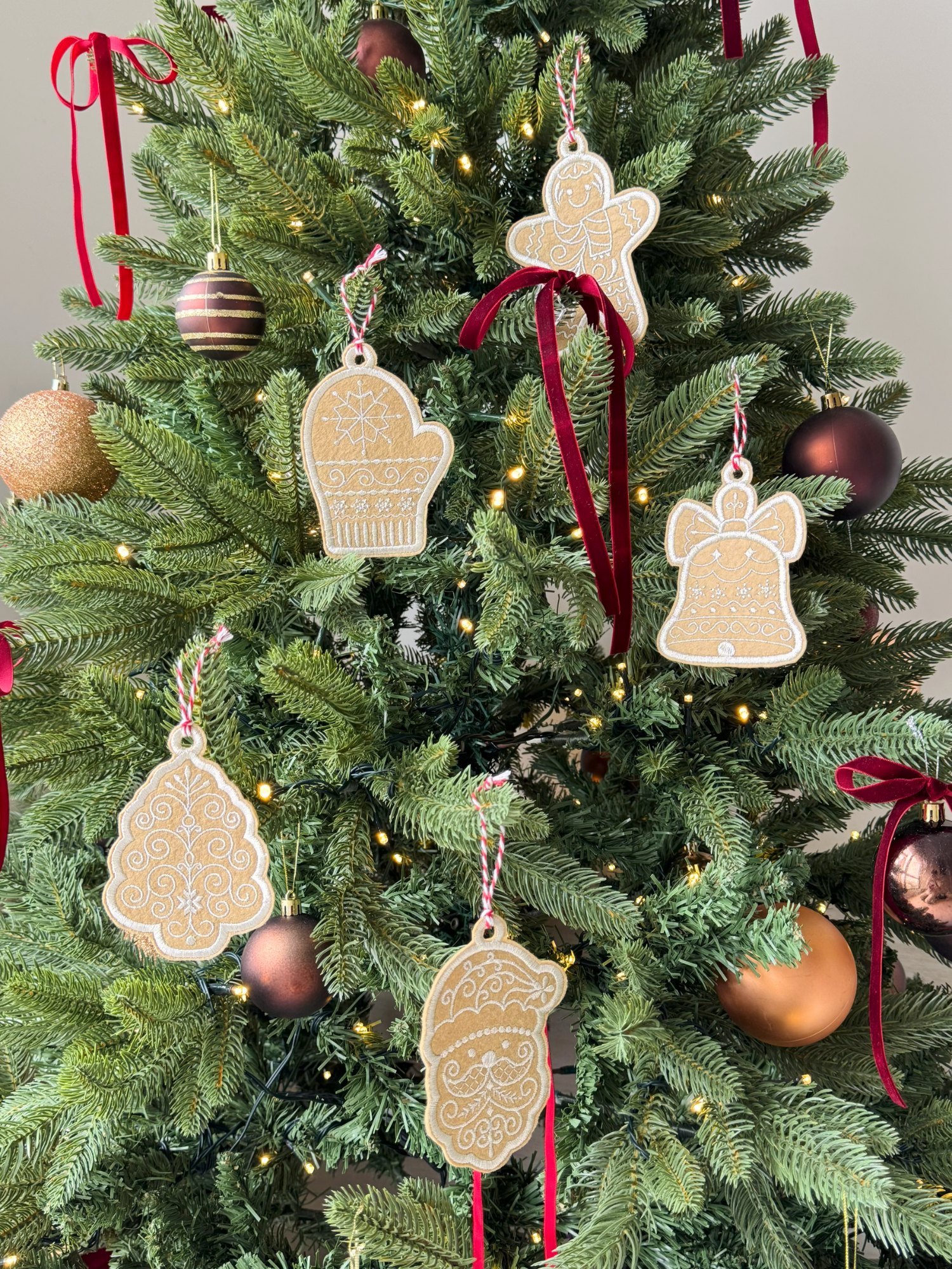 Gingerbread Ornament/Gift Tag - Set of 2, 4, 6, 8, 10
