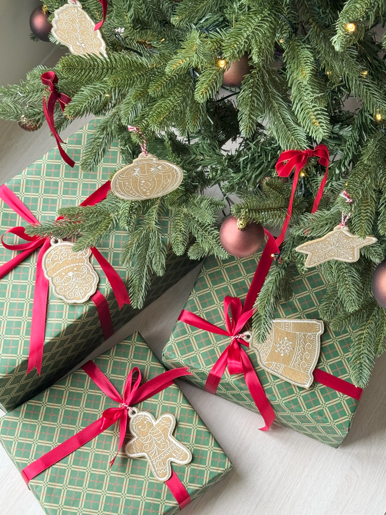 Gingerbread Ornament/Gift Tag - Set of 2, 4, 6, 8, 10