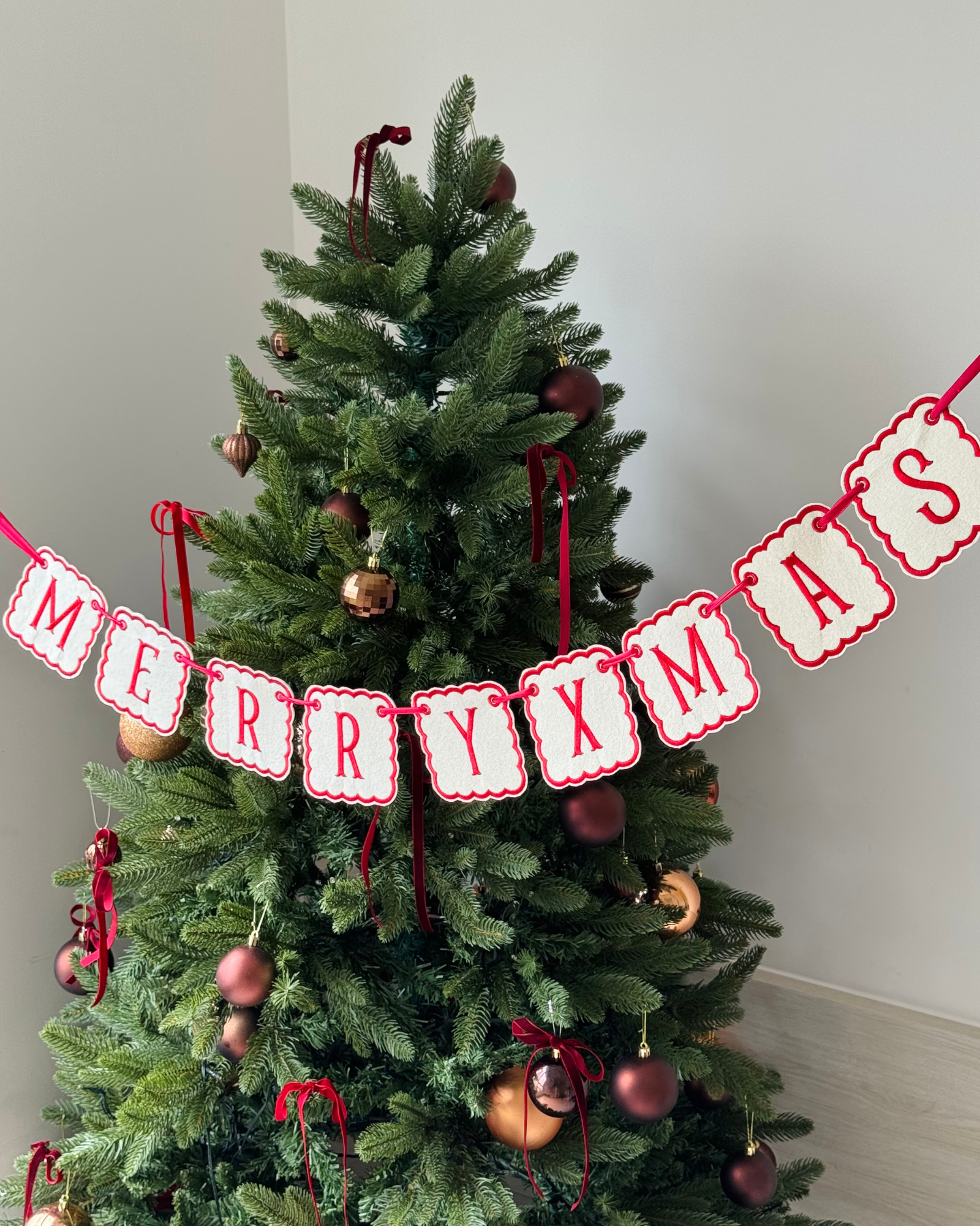 Embroidered Garland - Customizable