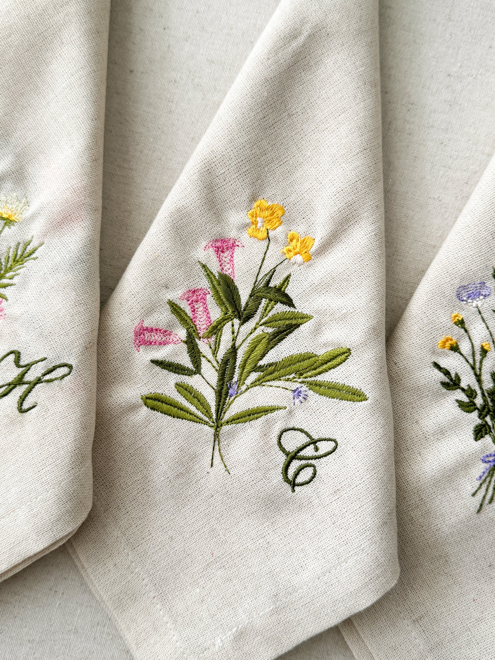 Flower Embroidered Napkin - Set of 4 - Customizable
