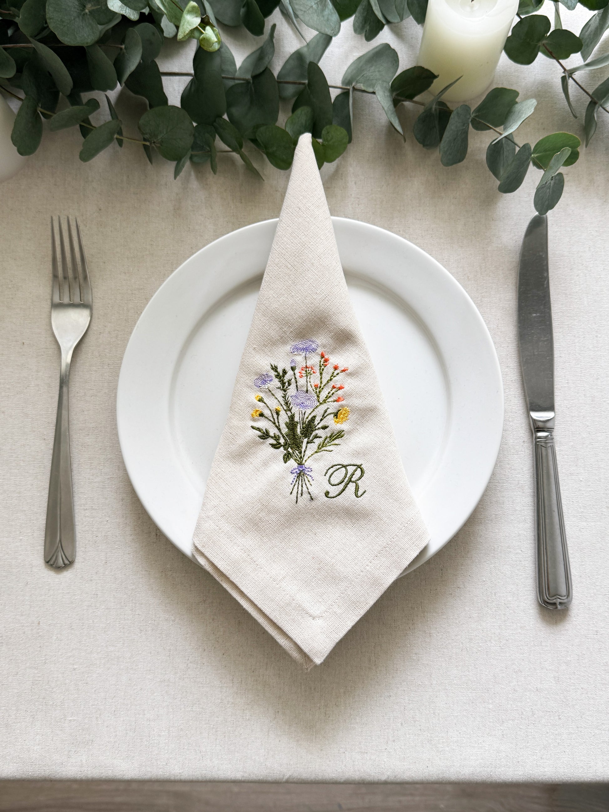 Flower Embroidered Napkin - Set of 4 - Customizable