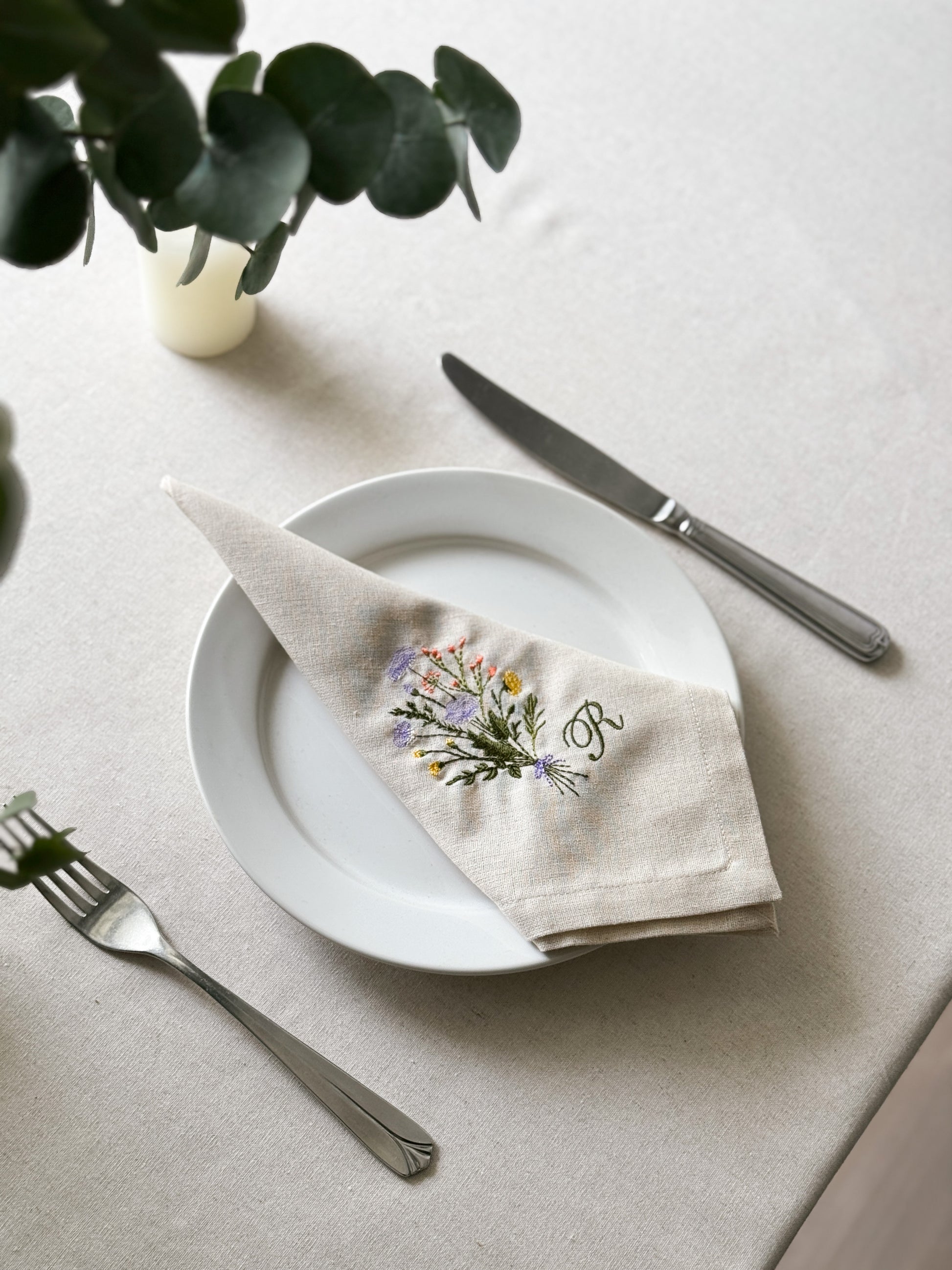 Flower Embroidered Napkin - Set of 4 - Customizable