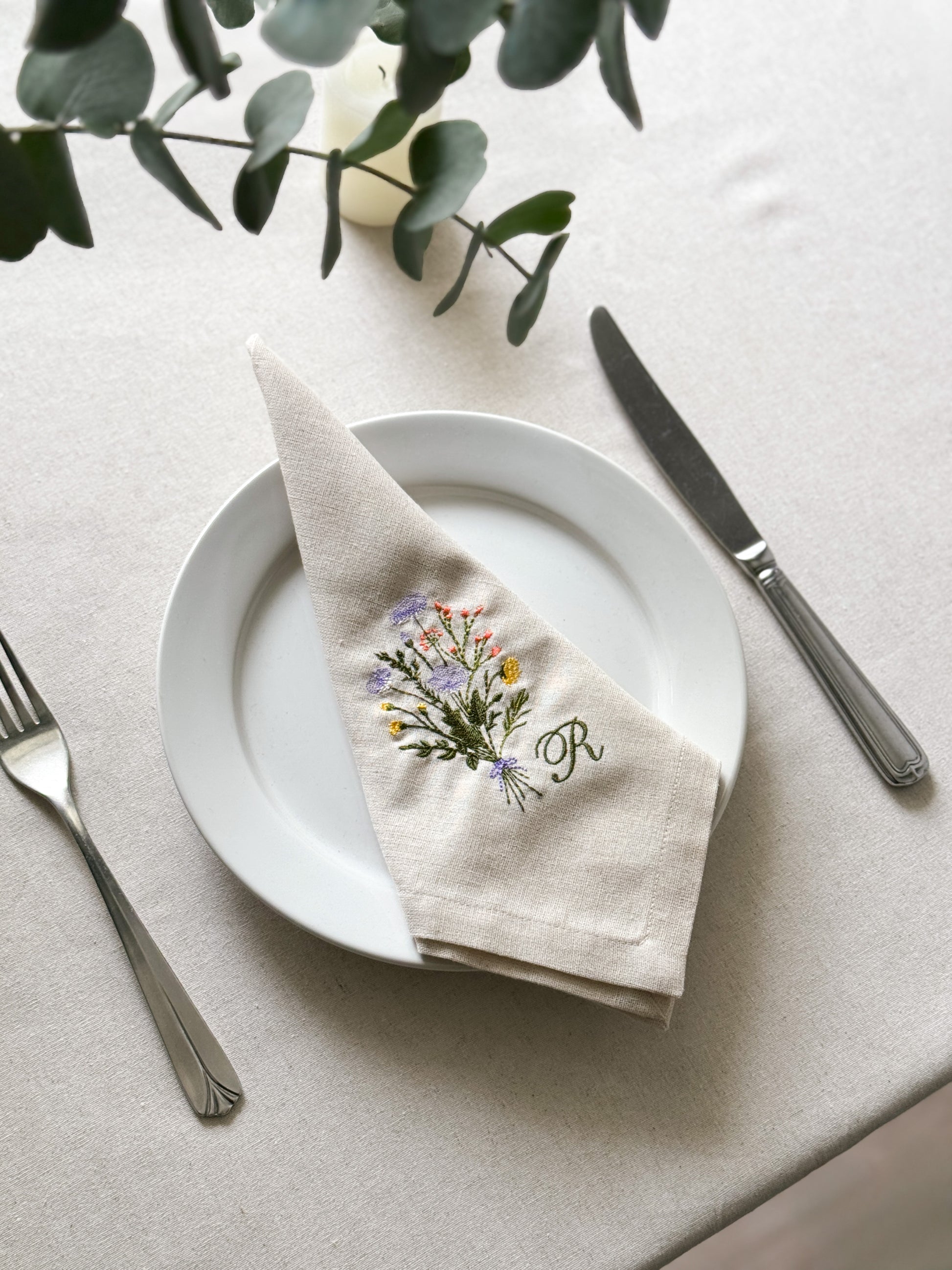 Flower Embroidered Napkin - Set of 4 - Customizable