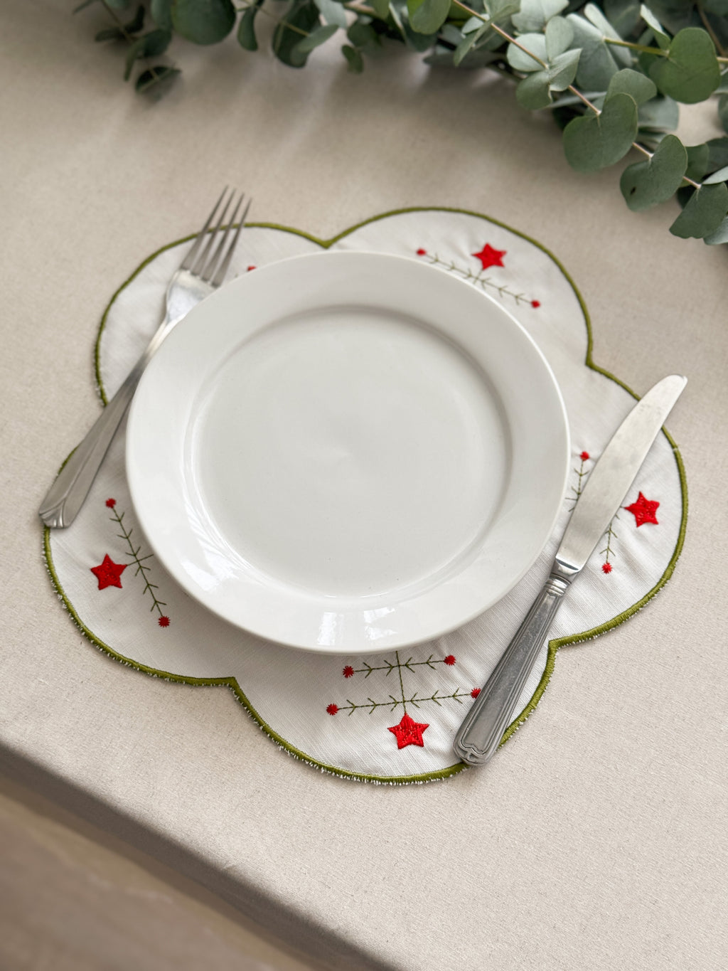Holiday Embroidered Placemat - Set of 4