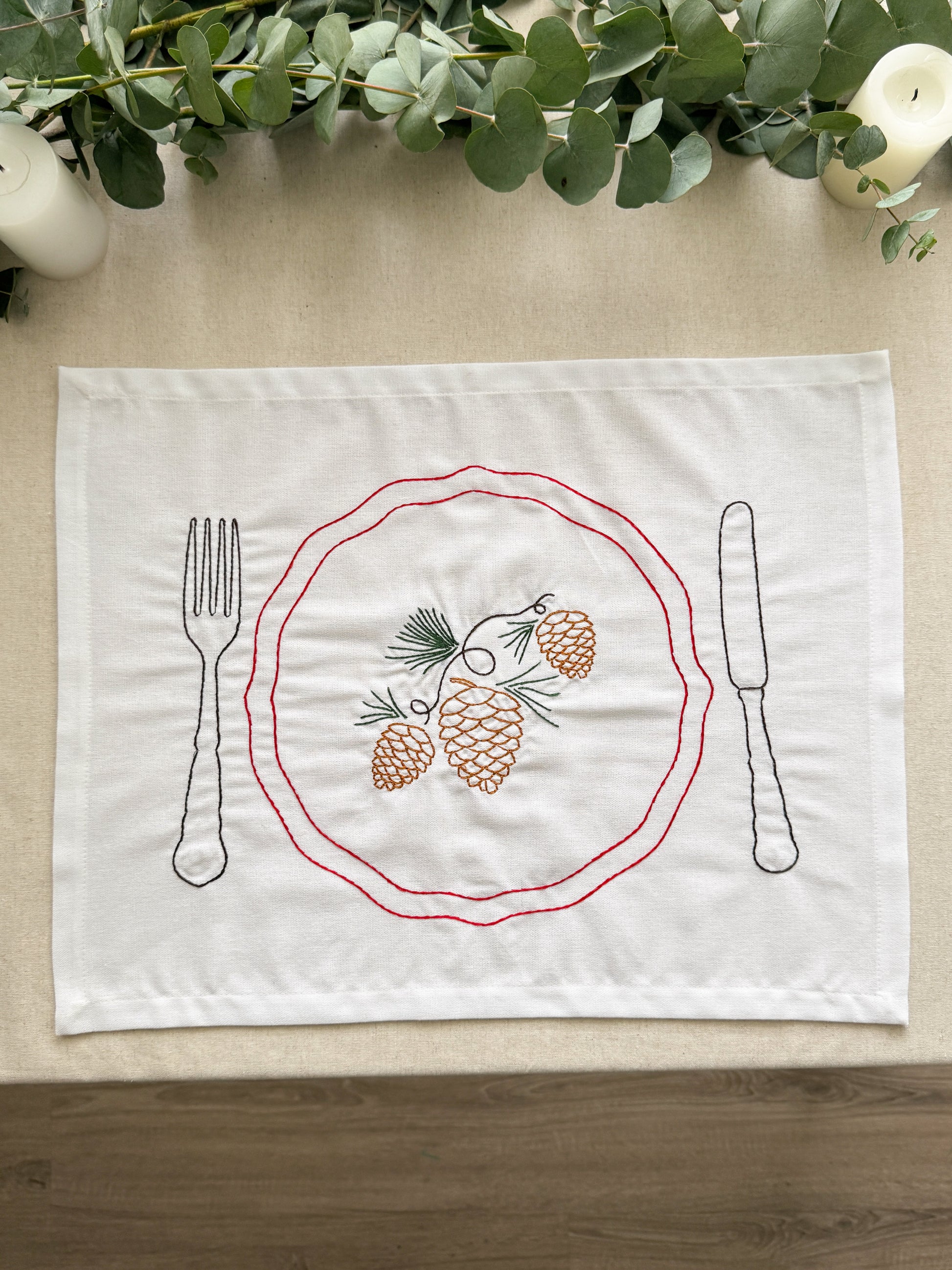 Holiday Embroidered Placemat - Set of 4