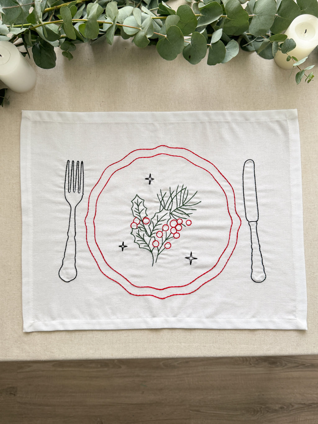 Holiday Embroidered Placemat - Set of 4