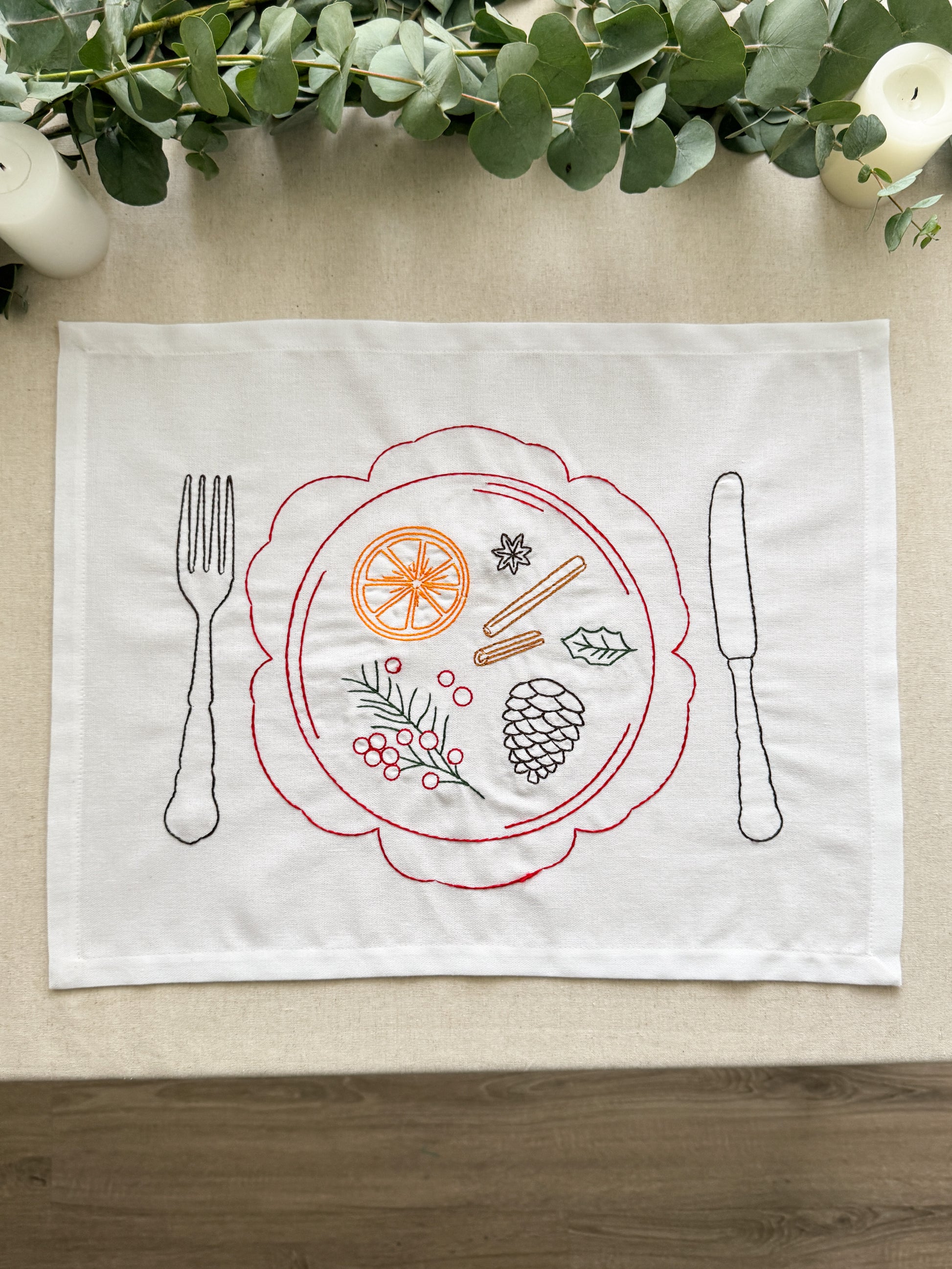 Holiday Embroidered Placemat - Set of 4