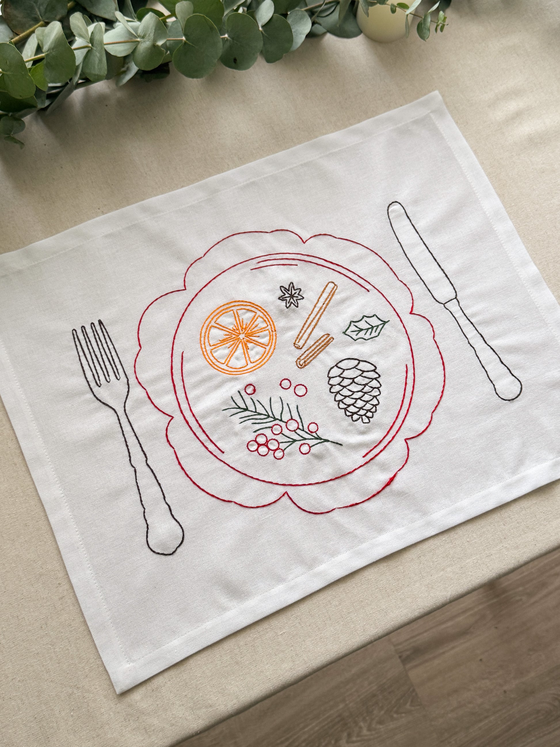 Holiday Embroidered Placemat - Set of 4