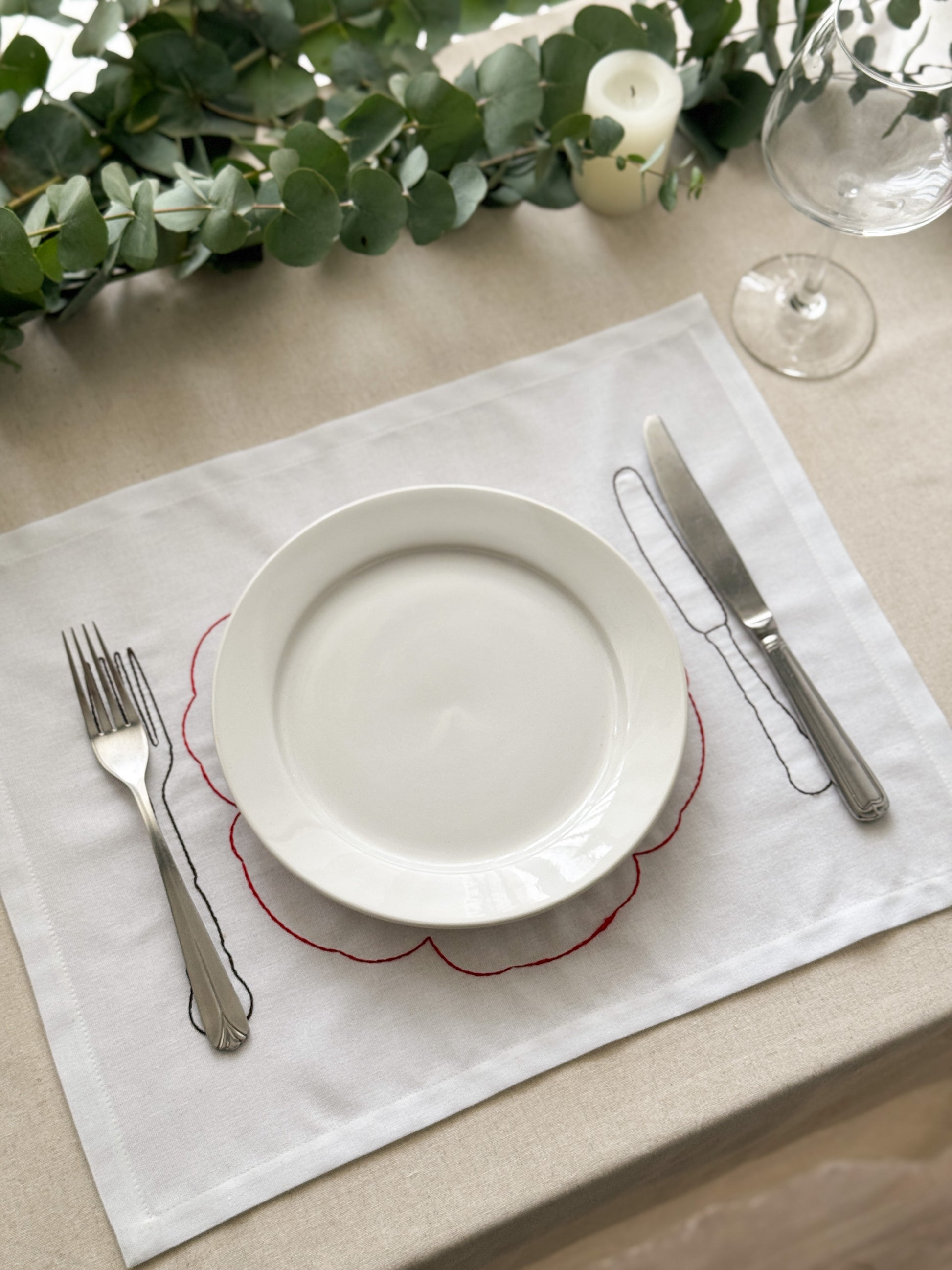 Holiday Embroidered Placemat - Set of 4
